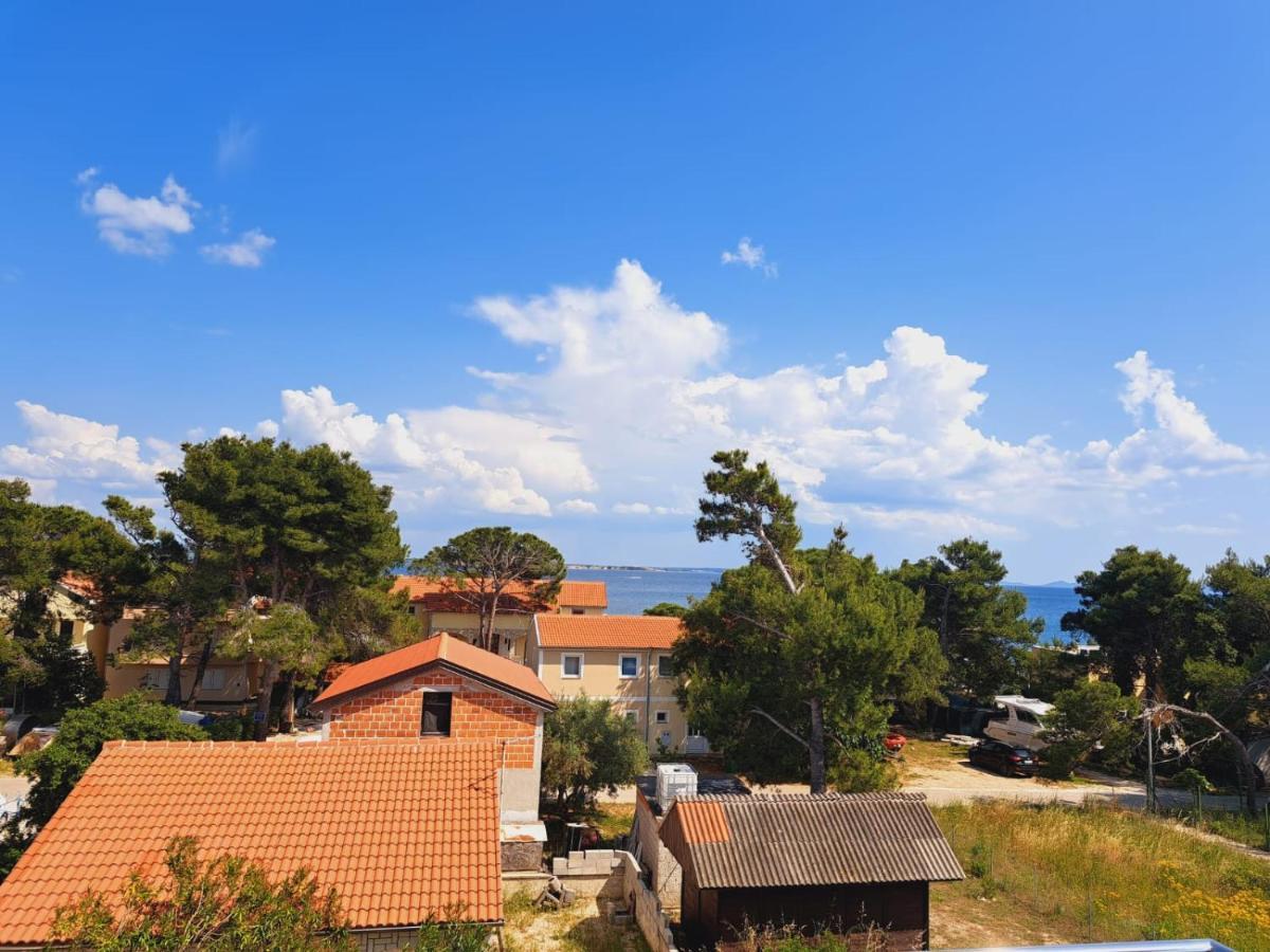 Apartmani Vukadin Vir Esterno foto